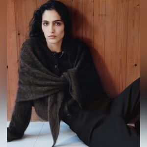 Cos Brushed Cashmere Triangle Scarf Dark Brown